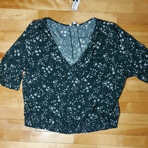 Reitmans | Dark Green Floral Blouse - XL